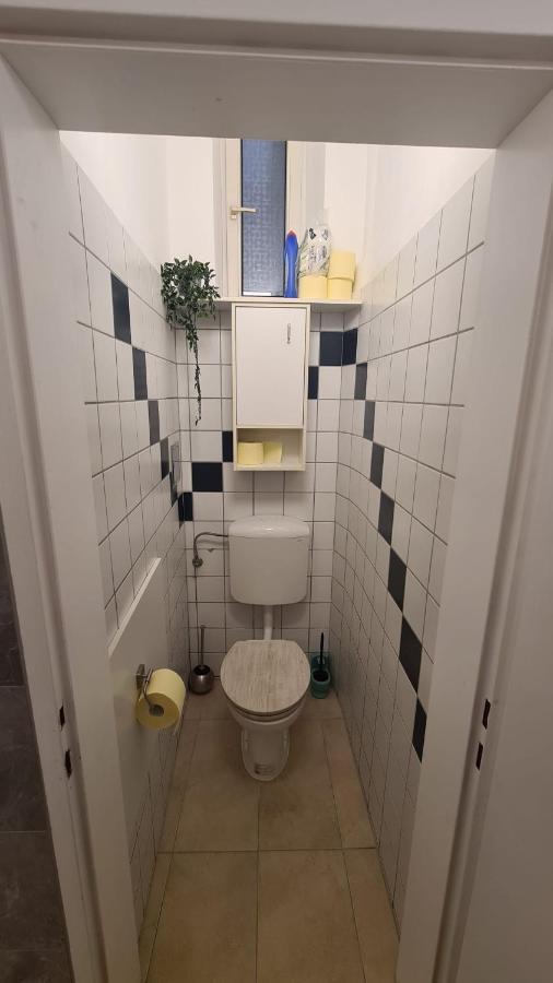 City Apartment Mit Direktzugang Viena Exterior foto